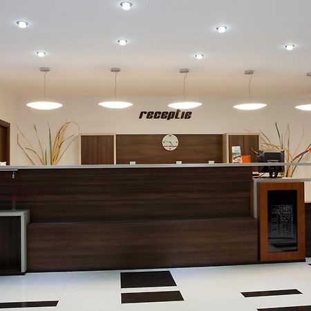 Hotel Capitol Jupiter Zewnętrze zdjęcie