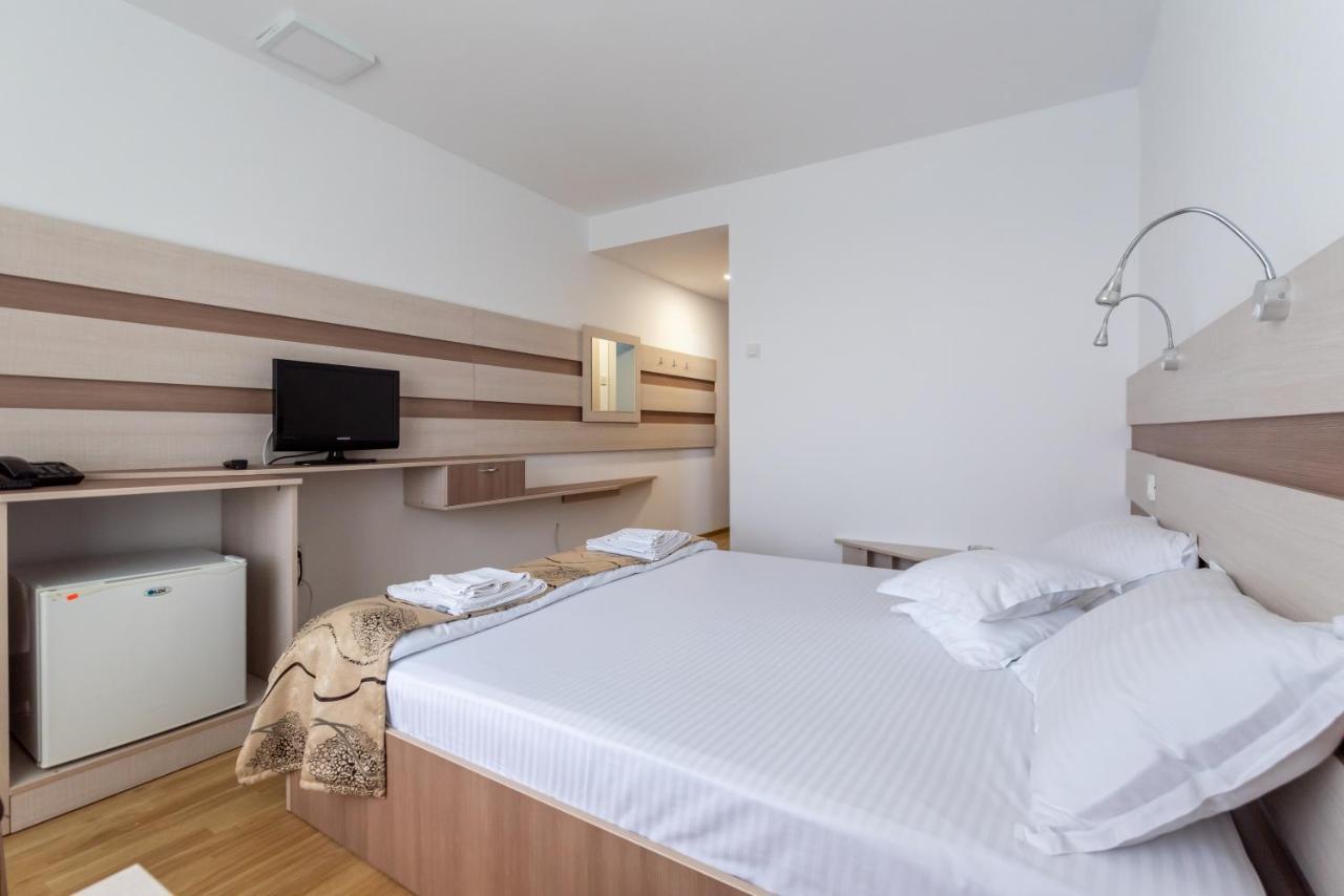Hotel Capitol Jupiter Zewnętrze zdjęcie