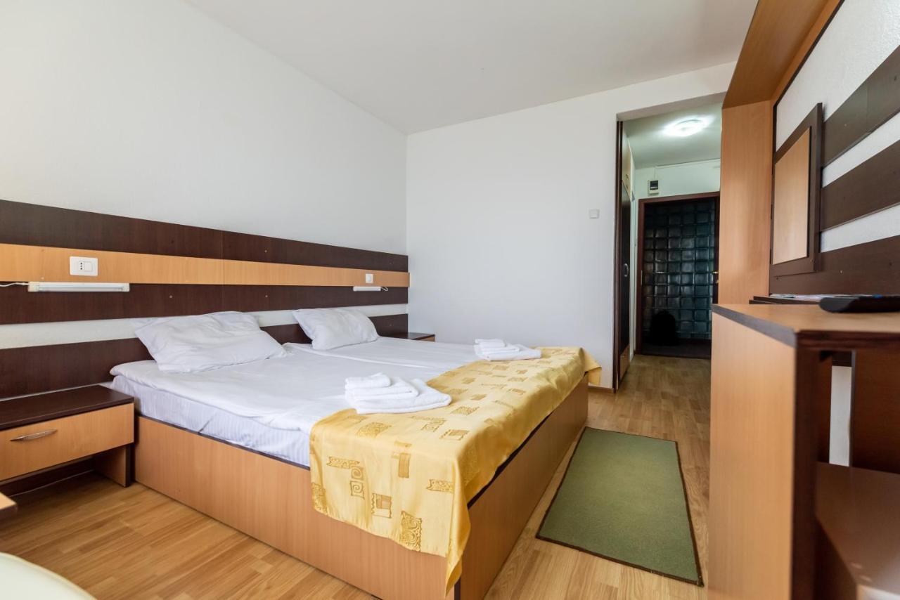 Hotel Capitol Jupiter Zewnętrze zdjęcie
